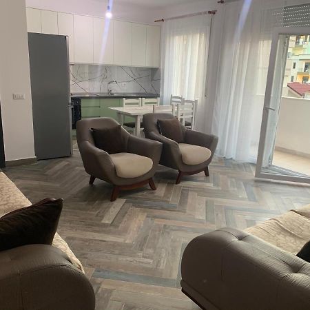 Daily Apartment Tiranë Ngoại thất bức ảnh